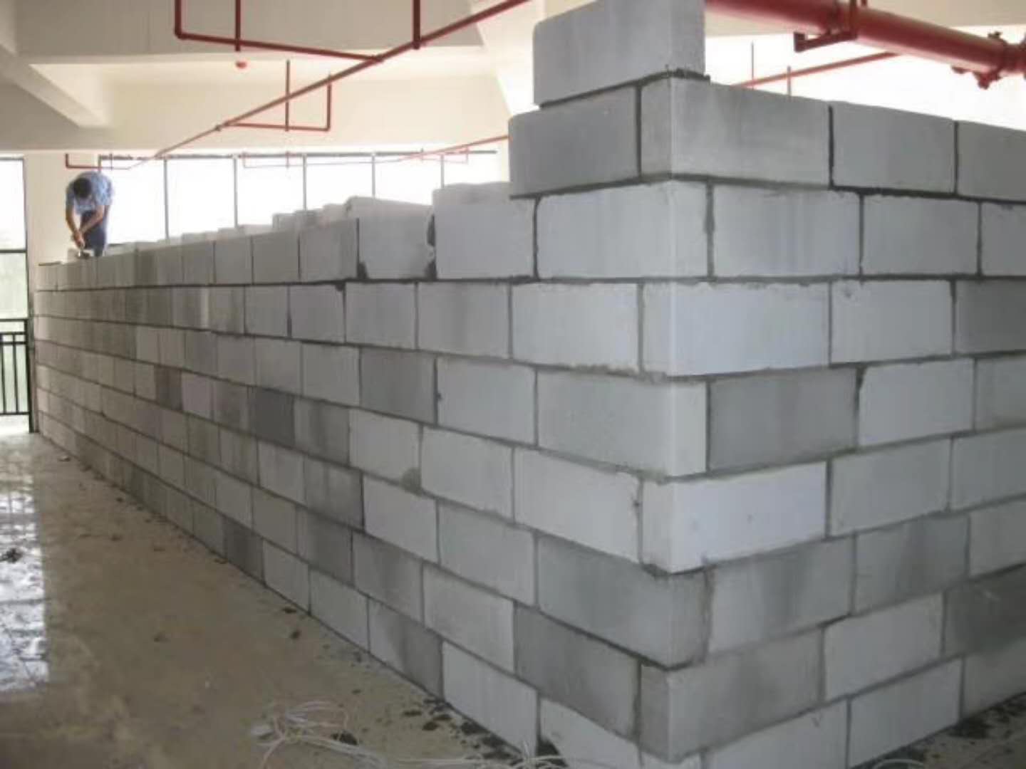 贵定蒸压加气混凝土砌块承重墙静力和抗震性能的研究